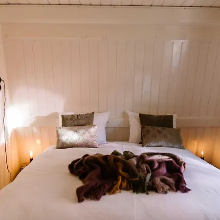 Crash'nstay - Julianalaan Σπίτι διακοπών Waalwijk