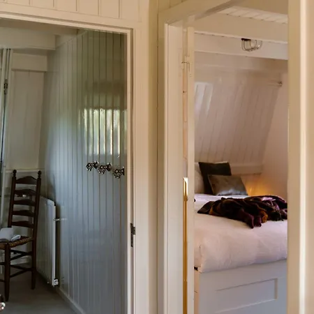 Crash'nstay - Julianalaan Σπίτι διακοπών