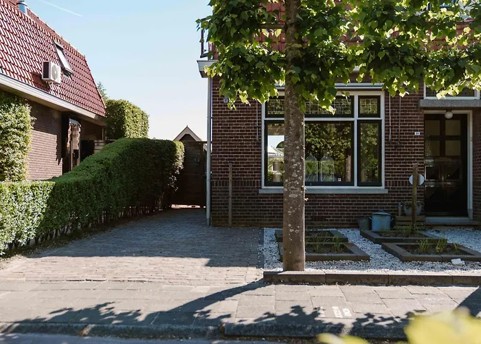 Crash'nstay - Julianalaan Σπίτι διακοπών *