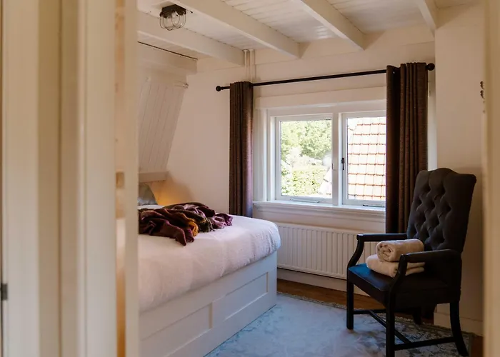 Crash'nstay - Julianalaan * Waalwijk