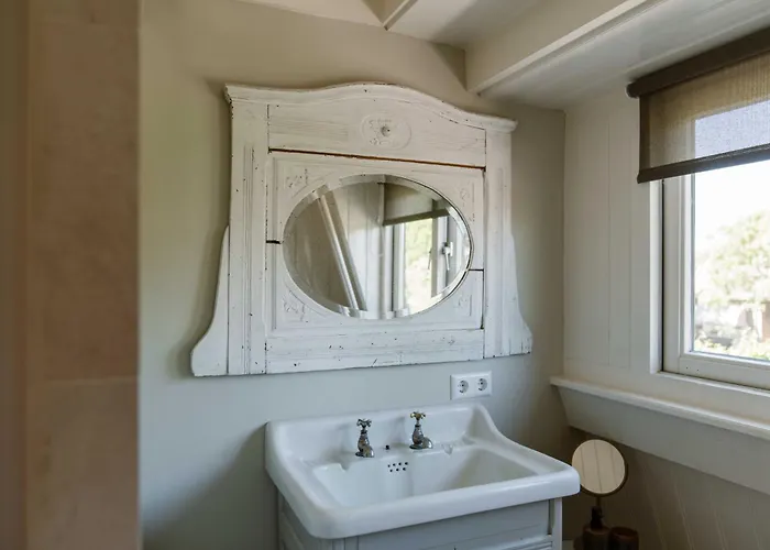 Crash'nstay - Julianalaan * Waalwijk