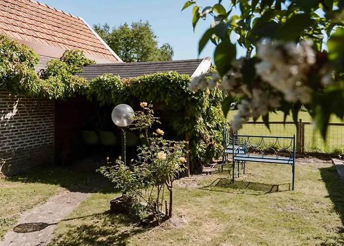 Crash'nstay - Julianalaan Σπίτι διακοπών Waalwijk