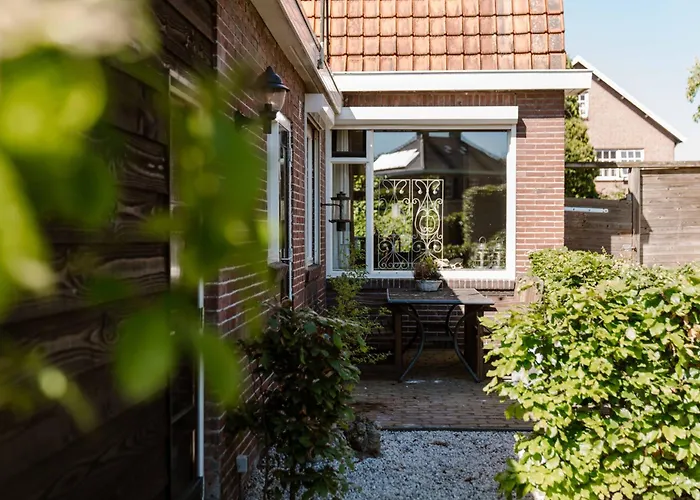 Crash'nstay - Julianalaan * Waalwijk