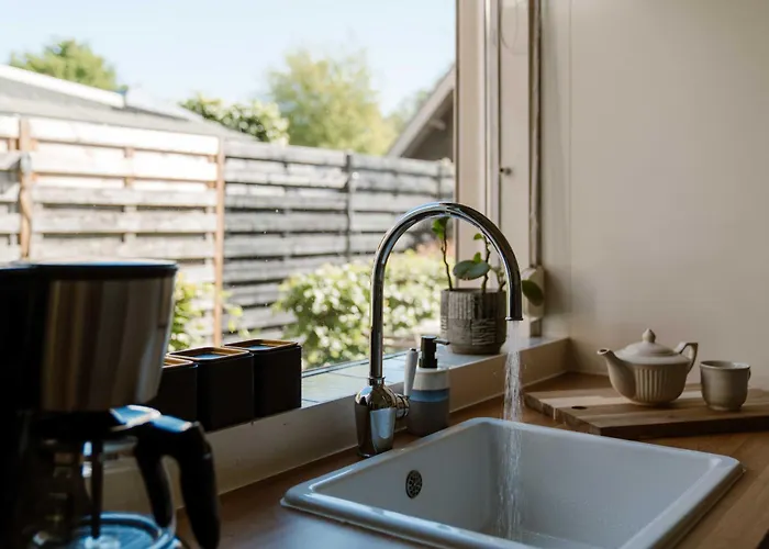 Crash'nstay - Julianalaan בית נופש *