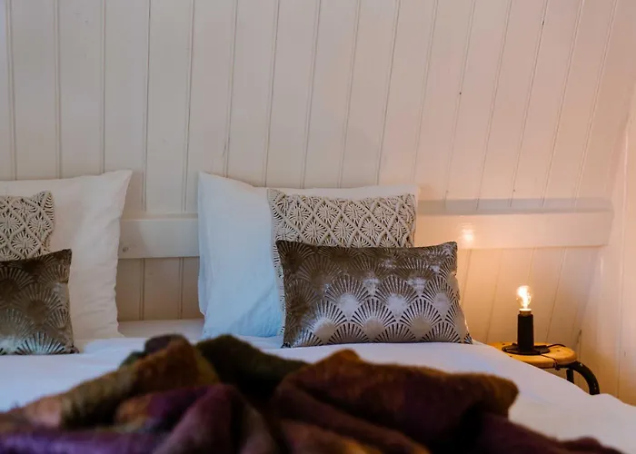 Crash'nstay - Julianalaan *