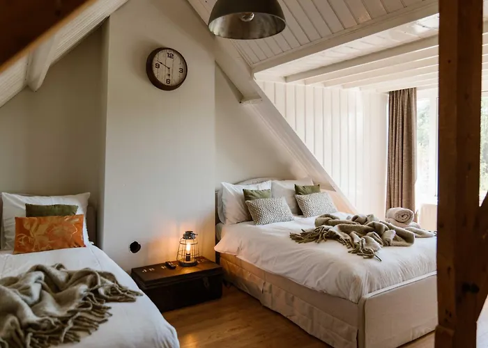 Crash'nstay - Julianalaan בית נופש